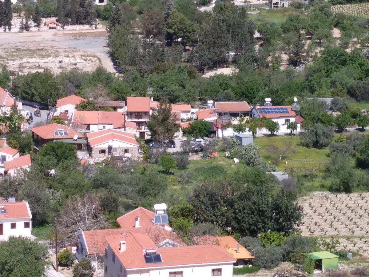 The Spidaki Hotel Lania Exterior photo